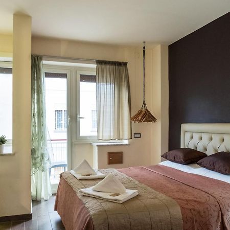 Aida Charming Rooms Рим Екстериор снимка