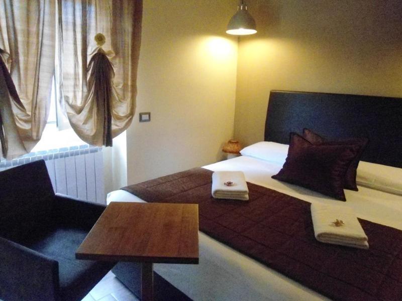 Aida Charming Rooms Рим Екстериор снимка