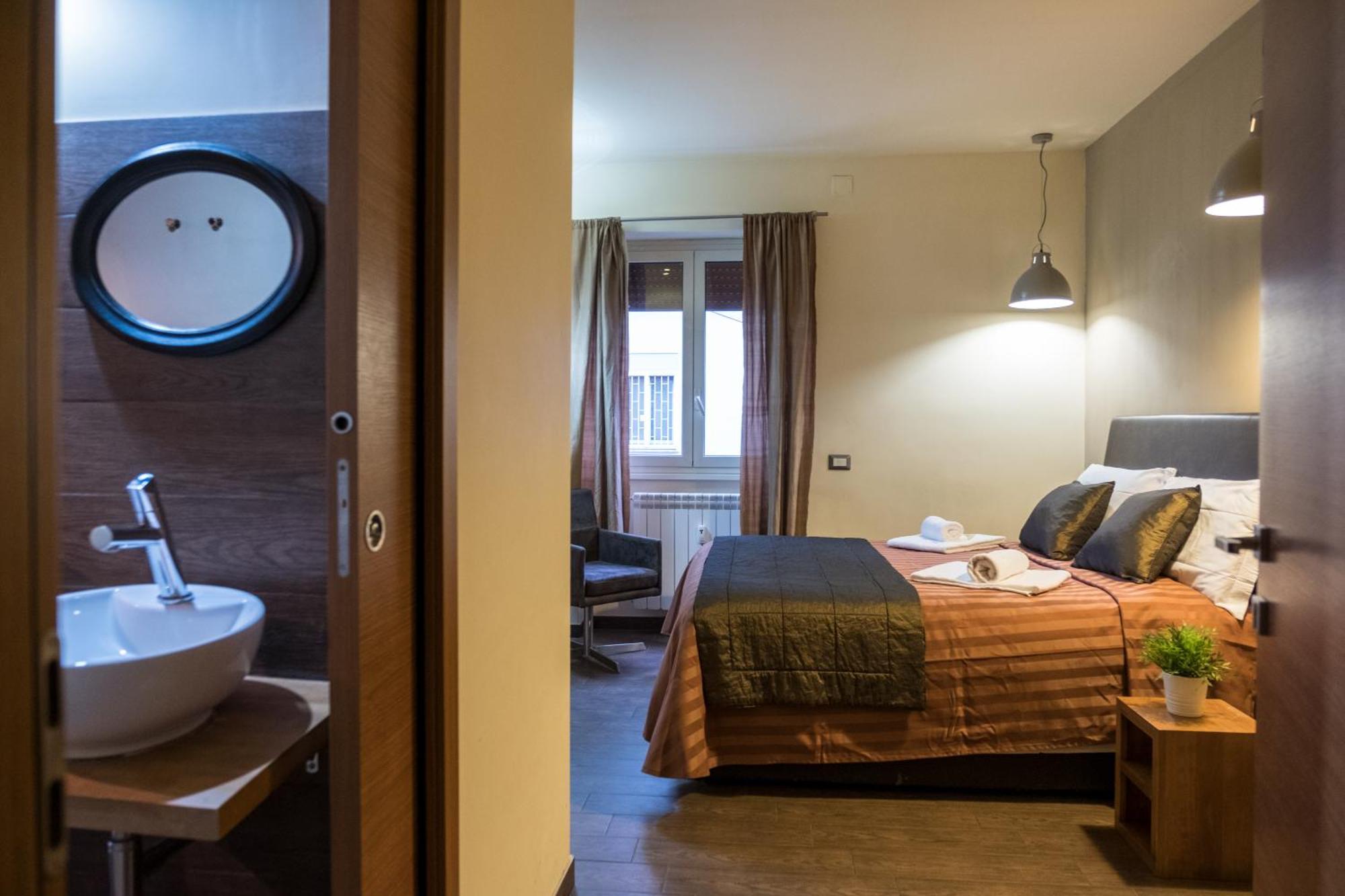 Aida Charming Rooms Рим Екстериор снимка