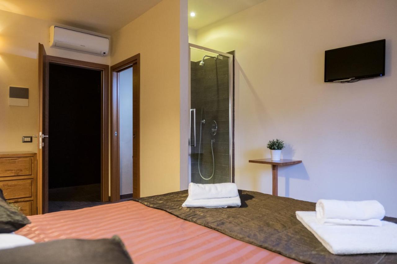 Aida Charming Rooms Рим Екстериор снимка